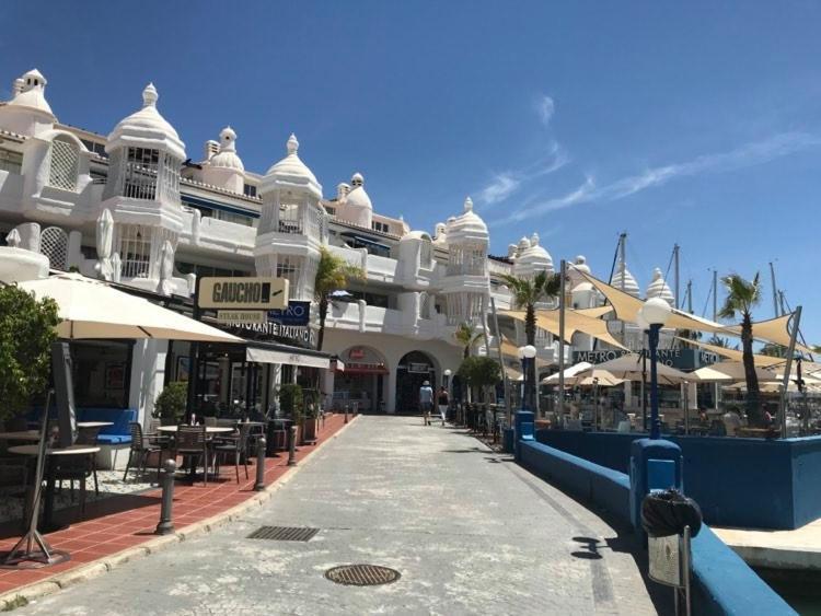 Benal 2bdr Beachfront With Water Park Apartment *